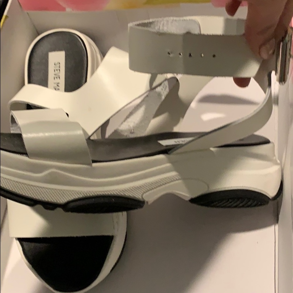 White dad bottom sandals